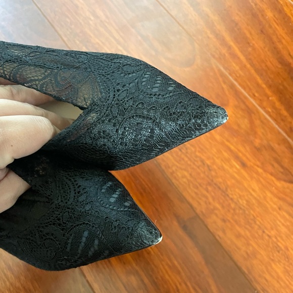Zara Basic Lace Pumps Lace Women’s Size 37
4" heel height - Picture 4 of 6